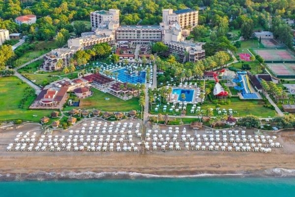 Crystal Tat Beach Hitton Golf Sahası